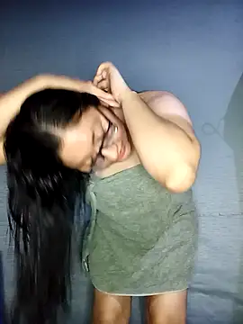 Snapshot of ladygmusic chatting on November 5, 6:02 am ladygmusic online show from November 5, 6:02 am