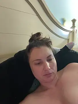 MilfyMrsRobinson online show from February 8, 10:51 pm