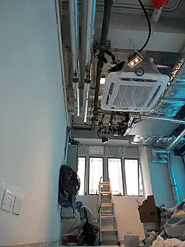 2tomka52052sex online show from December 25, 5:37 am