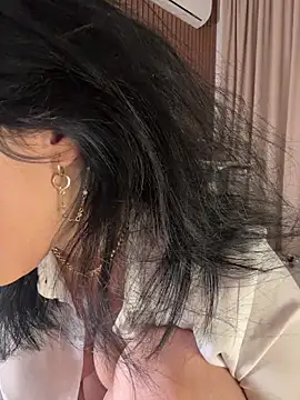 KimArts online show from February 27, 7:36 pm