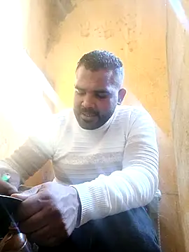 Snapshot of ListedLoin chatting on February 26, 1:41 pm ListedLoin online show from February 26, 1:41 pm