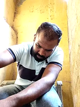 Snapshot of ListedLoin chatting on November 1, 12:40 pm ListedLoin online show from November 1, 12:40 pm