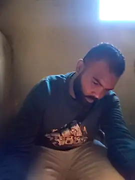 ListedLoin online show from November 27, 2:52 pm