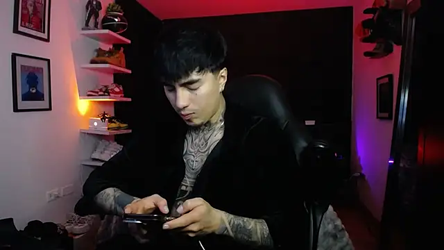 Snapshot of jung_dragon chatting on October 29, 4:37 am jung dragon online show from October 29, 4:37 am