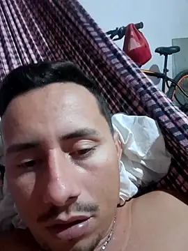 luissilva0071 online show from March 15, 10:11 pm