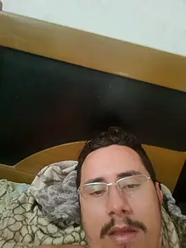 luissilva0071 online show from September 10, 11:43 am