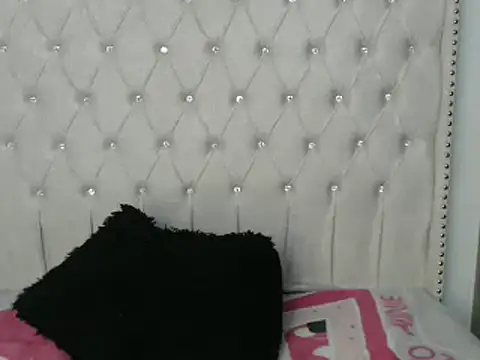 Abril Squirt online show from March 22, 8:08 am