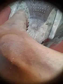 Snapshot of Tamil_boy_age28 chatting on February 27, 12:23 pm Tamil boy age28 online show from February 27, 12:23 pm