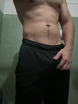 Snapshot of Mr_savage69 chatting on December 3, 5:48 am Mr savage69 online show from December 3, 5:48 am