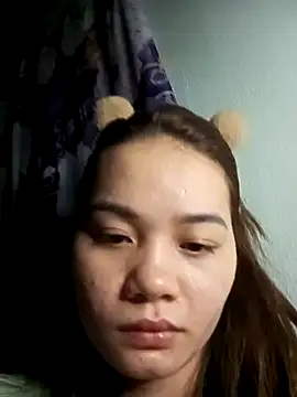 Ngoc-Trinh online show from January 18, 5:48 pm