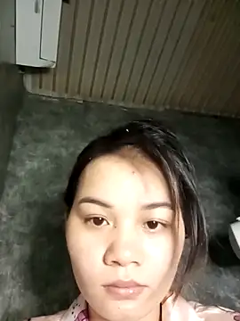 Ngoc-Trinh online show from March 26, 4:45 pm