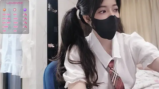 TuyetNhi2k6 online show from January 11, 2:30 am