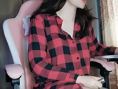 Snapshot of Pink_cream chatting on December 14, 1:11 am Pink cream online show from December 14, 1:11 am