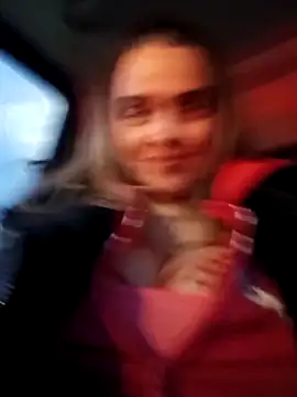 Snapshot of hugebobbs chatting on October 31, 2:40 pm hugebobbs online show from October 31, 2:40 pm