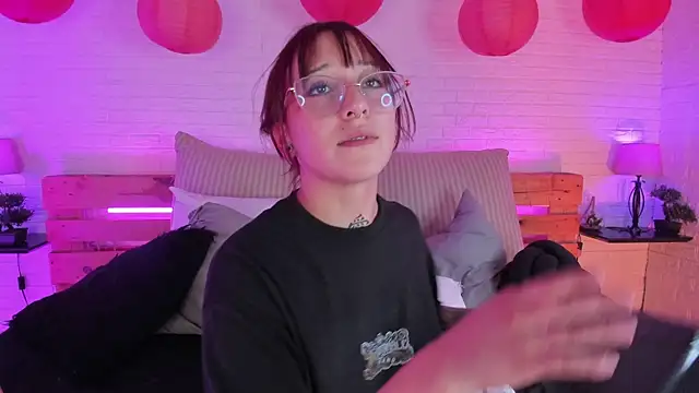 sofi bakerr online show from January 28, 5:46 pm