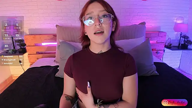 sofi bakerr online show from March 17, 11:42 am