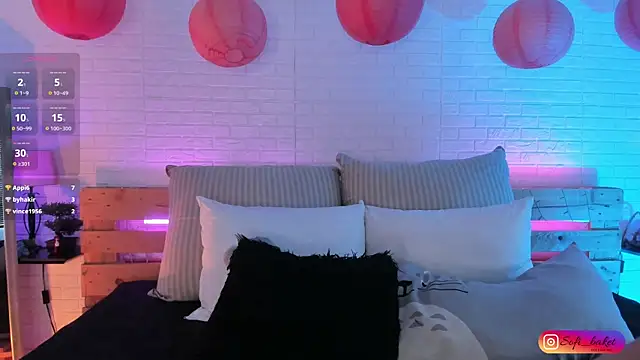 sofi bakerr online show from March 21, 3:02 pm