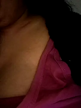 sarahhh1987 online show from October 5, 4:49 pm