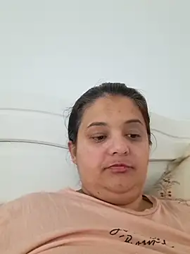 sarahhh1987 online show from October 20, 5:19 am