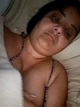 sarahhh1987 online show from November 17, 5:46 am