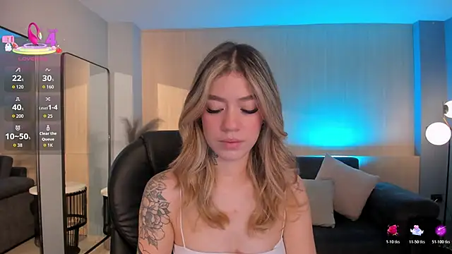 ViolettHansson online show from November 8, 11:21 am