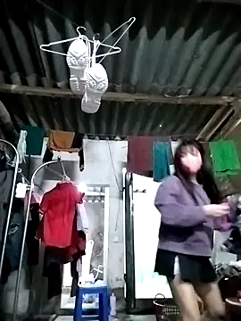 Snapshot of Dawn_hope chatting on March 11, 2:43 am Dawn hope online show from March 11, 2:43 am