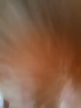 Snapshot of M_yiyi chatting on December 4, 11:13 pm M yiyi online show from December 4, 11:13 pm