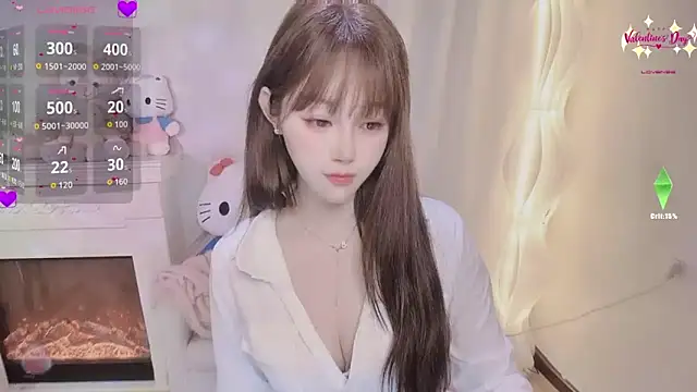 Snapshot of Kiss-18 chatting on December 20, 2:40 am Kiss-18 online show from December 20, 2:40 am