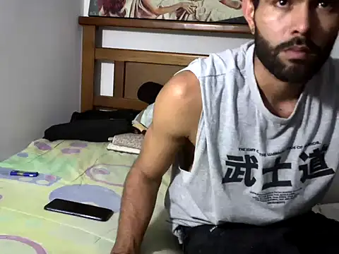 hideonbush051 online show from December 22, 1:57 am