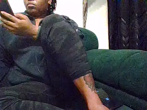 NATASHA LUCKY online show from April 4, 7:22 pm