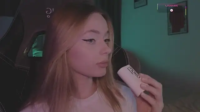  MayShy  online show from September 17, 6:53 pm