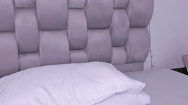 Snapshot of Susan-Sweet-7 chatting on February 5, 11:06 pm Susan-Sweet-7 online show from February 5, 11:06 pm