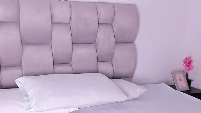 Snapshot of Susan-Sweet-7 chatting on February 10, 8:00 pm Susan-Sweet-7 online show from February 10, 8:00 pm