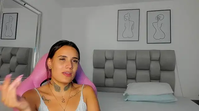 Snapshot of Susan-Sweet-7 chatting on September 10, 7:47 pm Susan-Sweet-7 online show from September 10, 7:47 pm