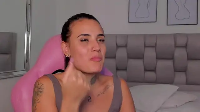 Snapshot of Susan-Sweet-7 chatting on September 15, 7:58 pm Susan-Sweet-7 online show from September 15, 7:58 pm