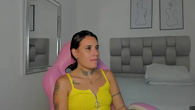 Snapshot of Susan-Sweet-7 chatting on September 17, 7:37 pm Susan-Sweet-7 online show from September 17, 7:37 pm