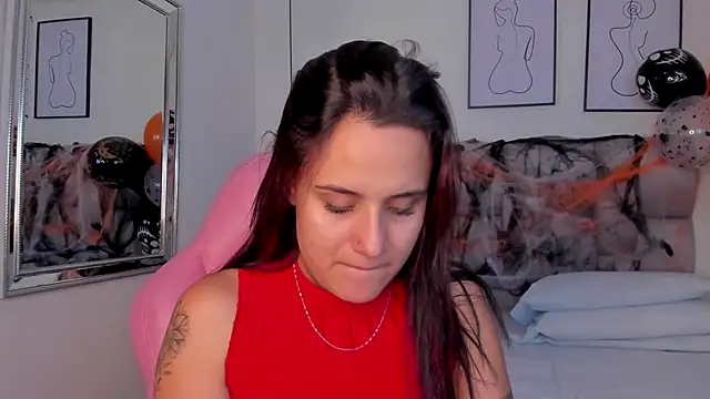 Snapshot of Susan-Sweet-7 chatting on October 23, 7:56 pm Susan-Sweet-7 online show from October 23, 7:56 pm