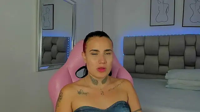 Snapshot of Susan-Sweet-7 chatting on November 28, 8:00 pm Susan-Sweet-7 online show from November 28, 8:00 pm