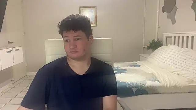 Lorenzo hernandez online show from February 12, 4:55 pm