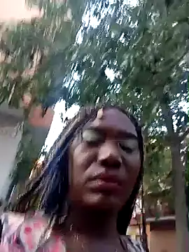 Snapshot of blackhotpartyts chatting on October 17, 4:31 pm blackhotpartyts online show from October 17, 4:31 pm