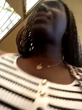 Snapshot of blackhotpartyts chatting on October 27, 3:27 pm blackhotpartyts online show from October 27, 3:27 pm