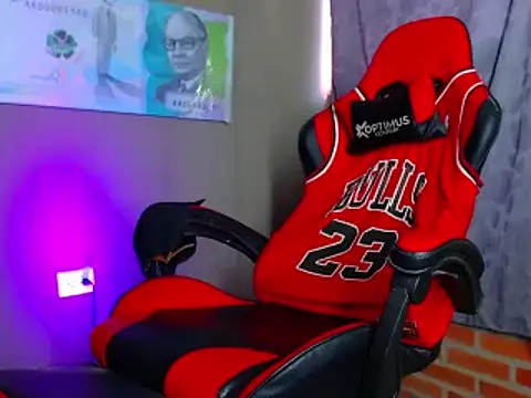 smoker445 online show from March 2, 2:32 pm