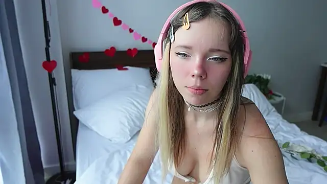 Ayra Lust online show from February 14, 3:54 am