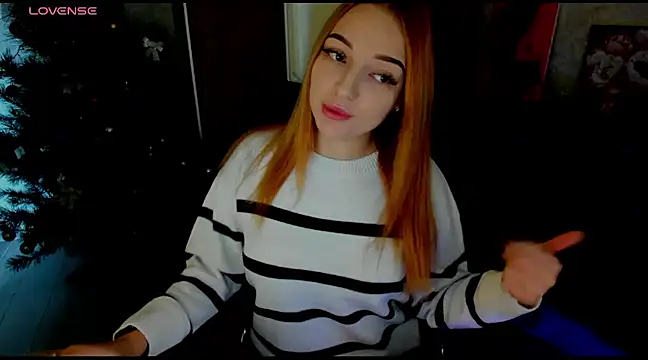 Snapshot of Stella__Cox chatting on December 14, 6:24 am Stella Cox online show from December 14, 6:24 am