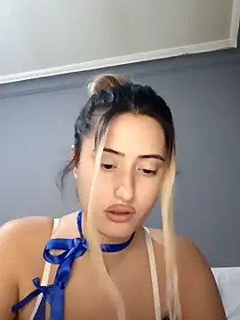 Snapshot of afrodizyak chatting on February 12, 8:29 pm afrodizyak online show from February 12, 8:29 pm