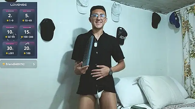 samfox  online show from April 27, 10:57 am