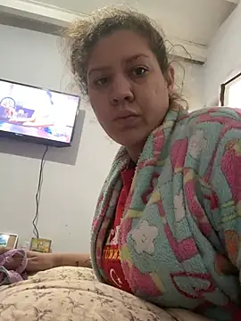 Snapshot of andreinitahg chatting on March 17, 7:13 am andreinitahg online show from March 17, 7:13 am