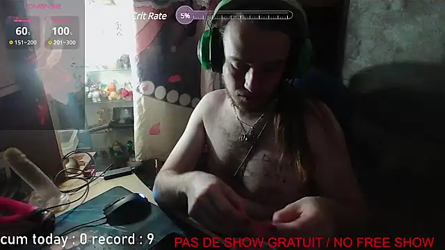 Snapshot of nicolasdumand21 chatting on January 24, 9:37 pm nicolasdumand21 online show from January 24, 9:37 pm