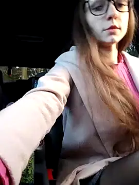 Milky flexy cat online show from January 15, 3:29 pm