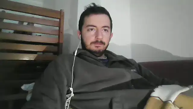 laynufff online show from December 8, 5:29 am